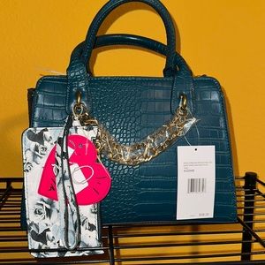 NWT Betsey Johnson Green Croc Satchel Handbag, unique color